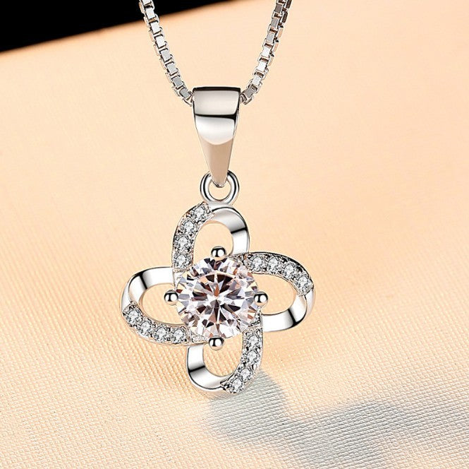 Luna Bloom Diamond Pendant Necklace