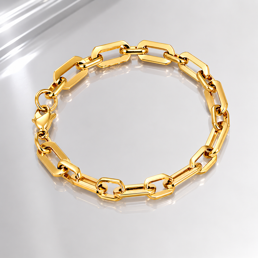 Gold paperclip chain bracelet with polished rectangular links